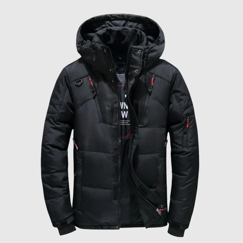 André – Pikowana kurtka z kapturem i technicznymi detalami