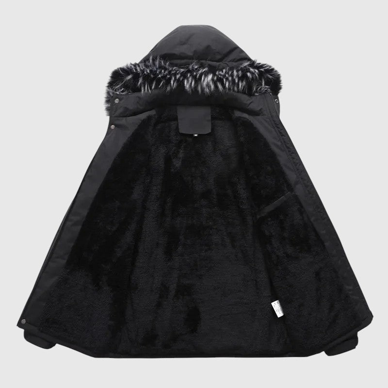 Marek – Pikowana kurtka z kapturem i funkcjonalnymi detalami