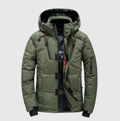 André – Pikowana kurtka z kapturem i technicznymi detalami