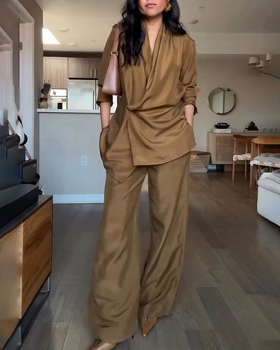 IZA | Szykowny komplet z drapowanym dekoltem typu woda